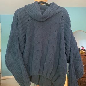 navy comfy sweater 🍁🍂